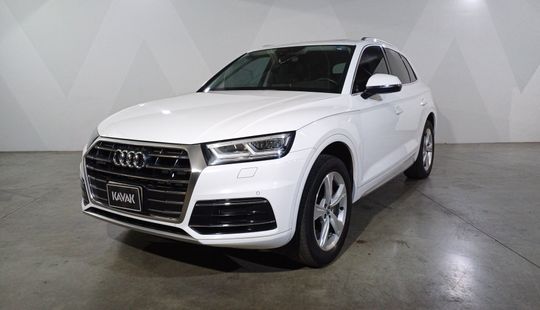 Audi • Q5