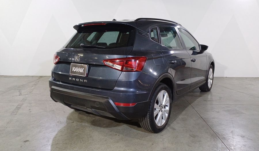 Seat Arona 1.6 STYLE AUTO Suv 2020