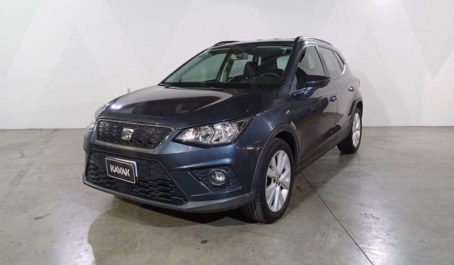 Seat Arona 1.6 STYLE AUTO Suv 2020