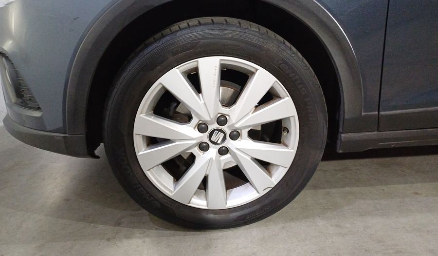 Seat Arona 1.6 STYLE AUTO Suv 2020