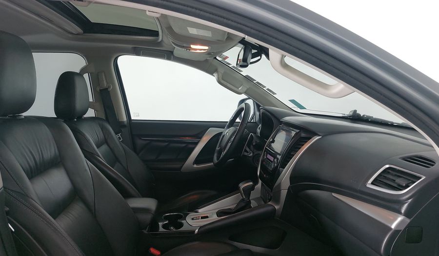 Mitsubishi Montero 3.0 ES AUTO Suv 2019
