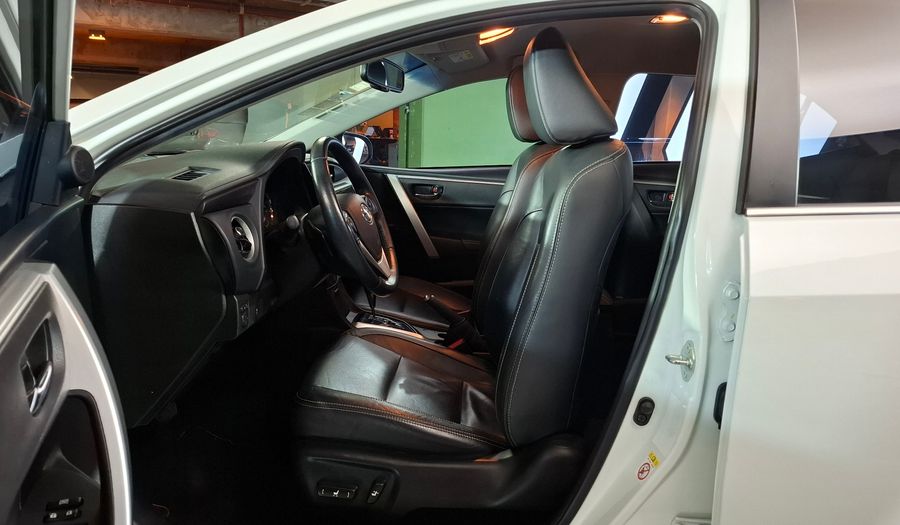 Toyota Corolla 1.8 SE-G CVT Sedan 2018