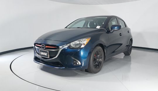 Mazda • Mazda 2