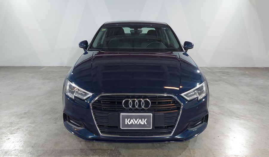 Audi A3 2.0 TFSI DYNAMIC Sedan 2017