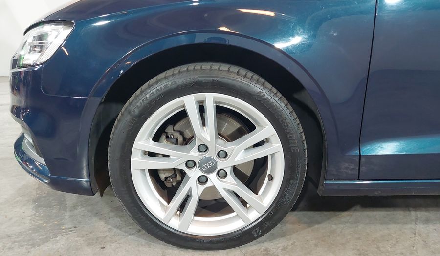 Audi A3 2.0 TFSI DYNAMIC Sedan 2017