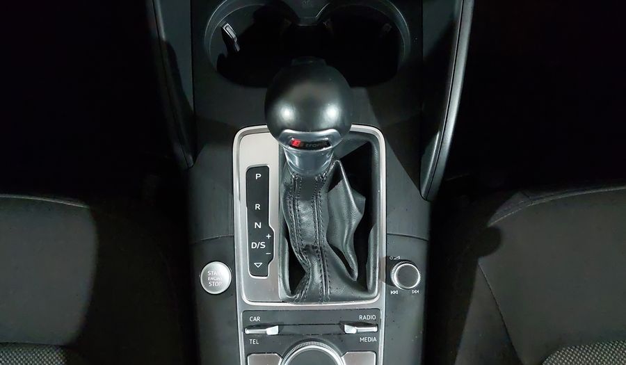 Audi A3 2.0 TFSI DYNAMIC Sedan 2017