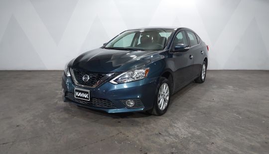 Nissan • Sentra