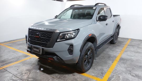 Nissan • Frontier
