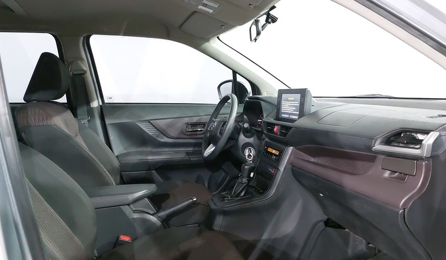 Toyota Avanza 1.5 XLE CVT Minivan 2022