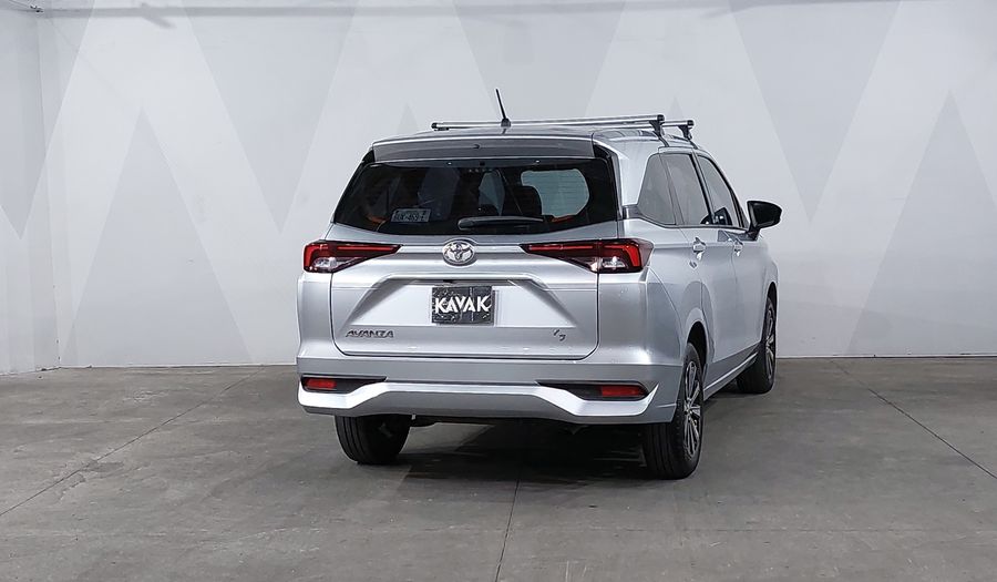 Toyota Avanza 1.5 XLE CVT Minivan 2022