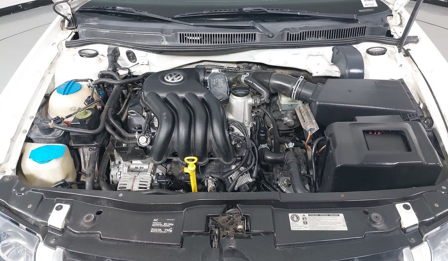 Volkswagen Jetta Clasico 2.0 CL TIPTRONIC Sedan 2015
