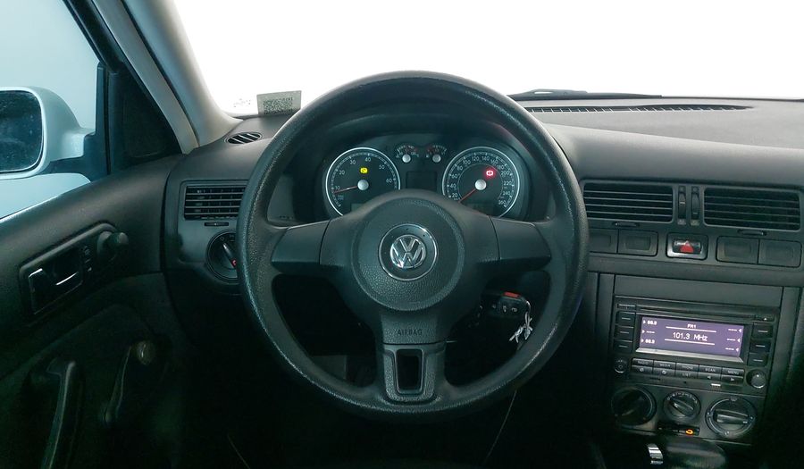 Volkswagen Jetta Clasico 2.0 CL TIPTRONIC Sedan 2015