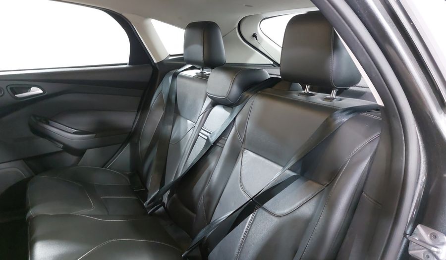 Ford Focus 2.0 SE LUXURY AT Hatchback 2016