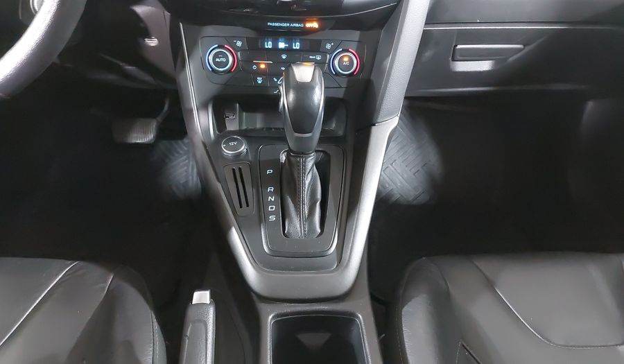 Ford Focus 2.0 SE LUXURY AT Hatchback 2016