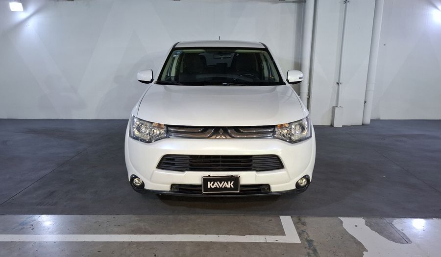 Mitsubishi Outlander 2.4 SE AT Suv 2014