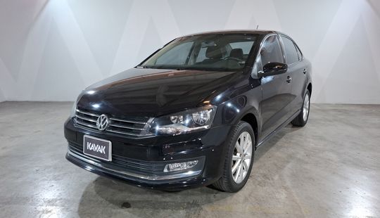 Volkswagen • Vento