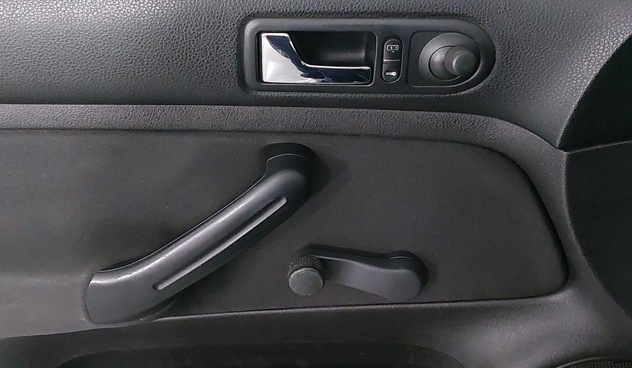Volkswagen Jetta Clasico 2.0 CL TIPTRONIC Sedan 2015