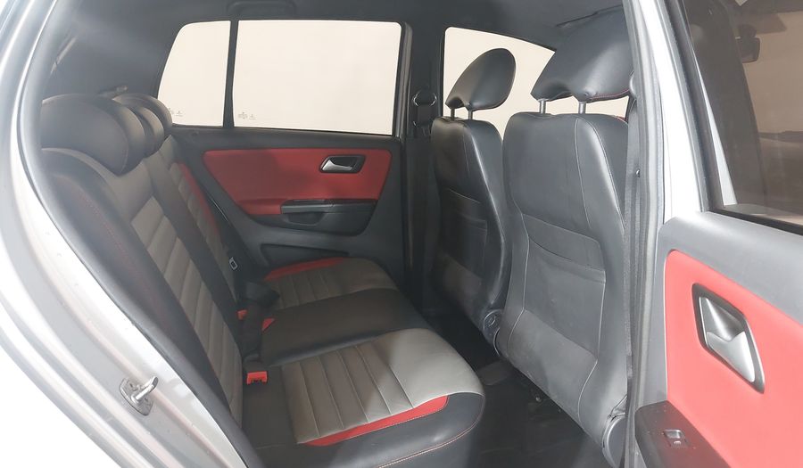 Volkswagen Fox MSI PEPPER Hatchback 2015