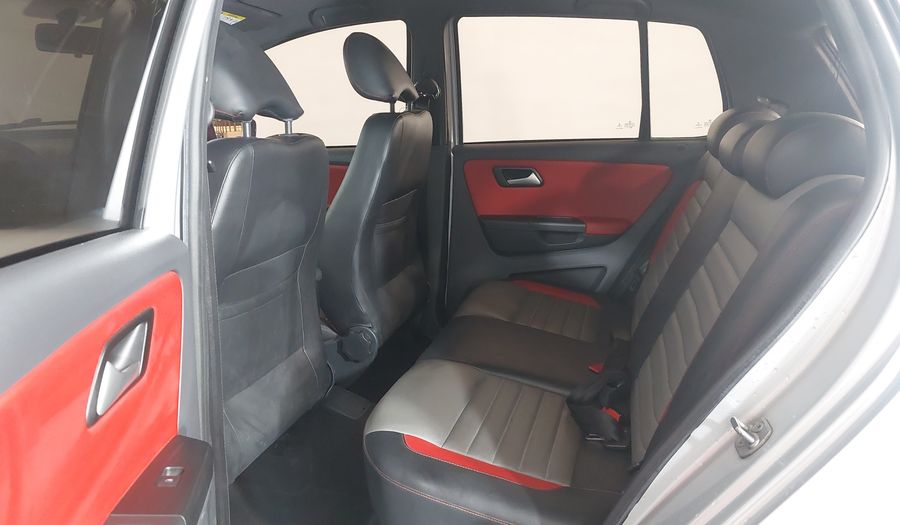 Volkswagen Fox MSI PEPPER Hatchback 2015