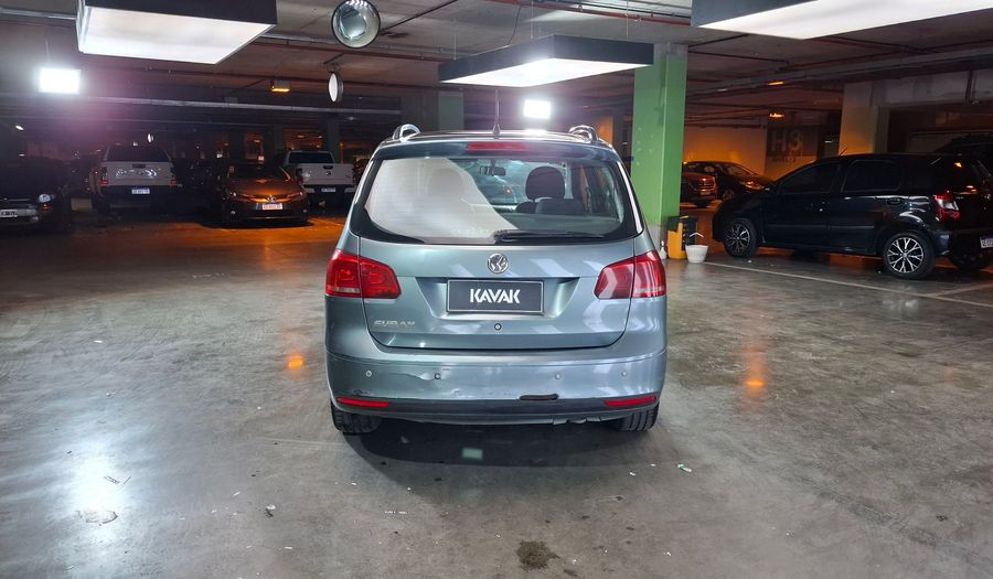 Volkswagen Suran 1.6 COMFORTLINE MT Minivan 2010