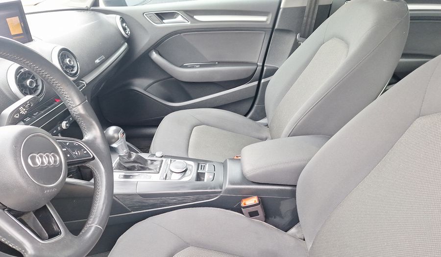 Audi A3 1.4 35 TFSI S TRONIC Sedan 2019