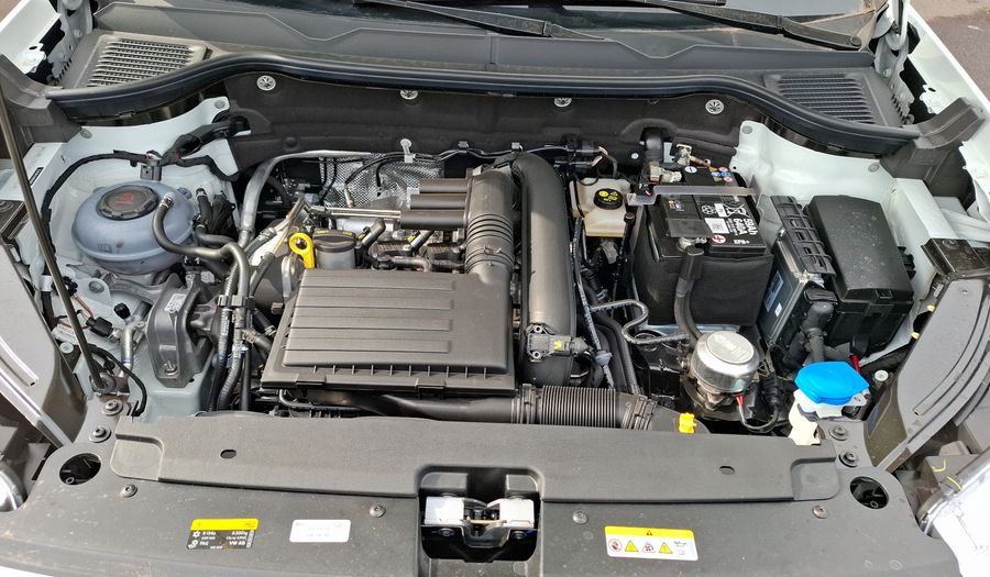 Volkswagen Taos 1.4 250 TSI COMFORTLINE AUTO MY24 Suv 2025