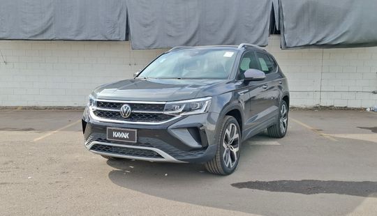 Volkswagen • Taos