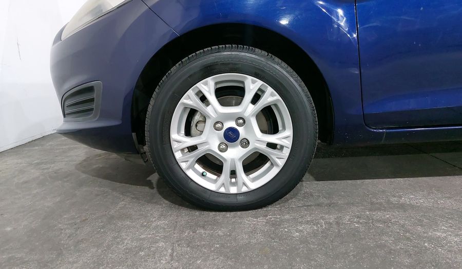 Ford Fiesta 1.6 SE MT Sedan 2016