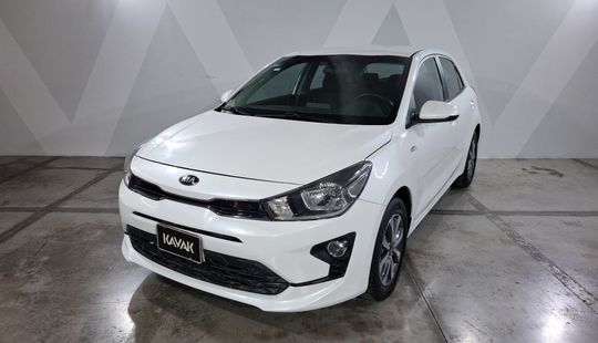 2021 • 62,468 km • Manual