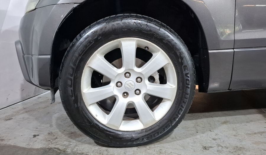 Suzuki Grand Vitara 2.4 L4 GLS TA Suv 2010