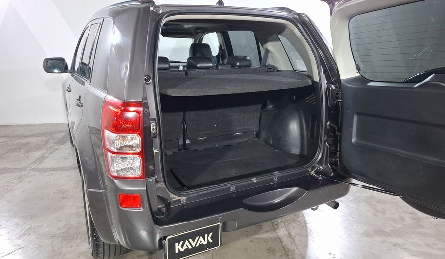 Suzuki Grand Vitara 2.4 L4 GLS TA Suv 2010