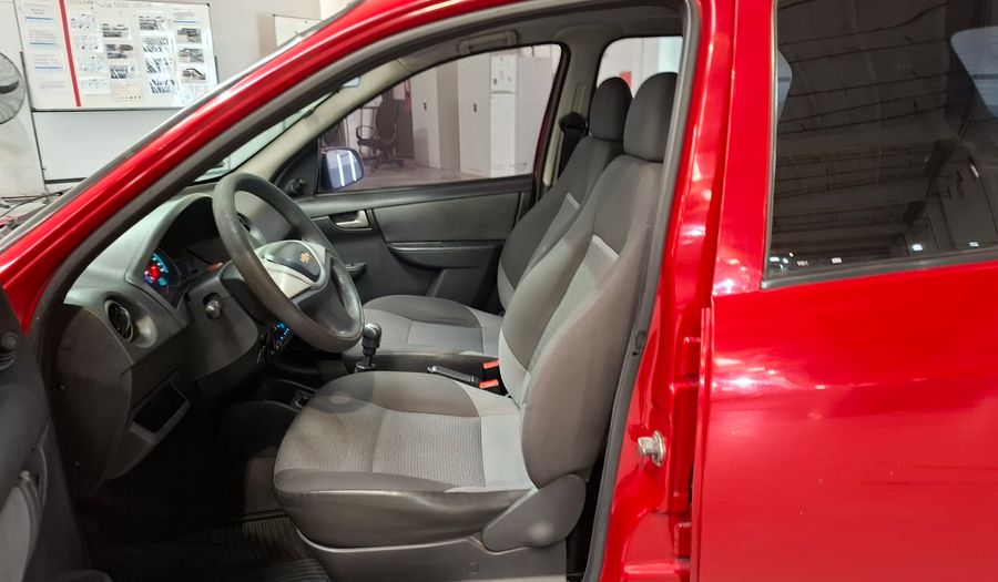 Chevrolet Celta 1.4 LT Hatchback 2011