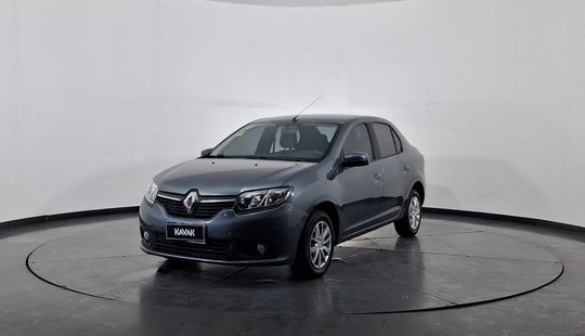 Renault • Logan