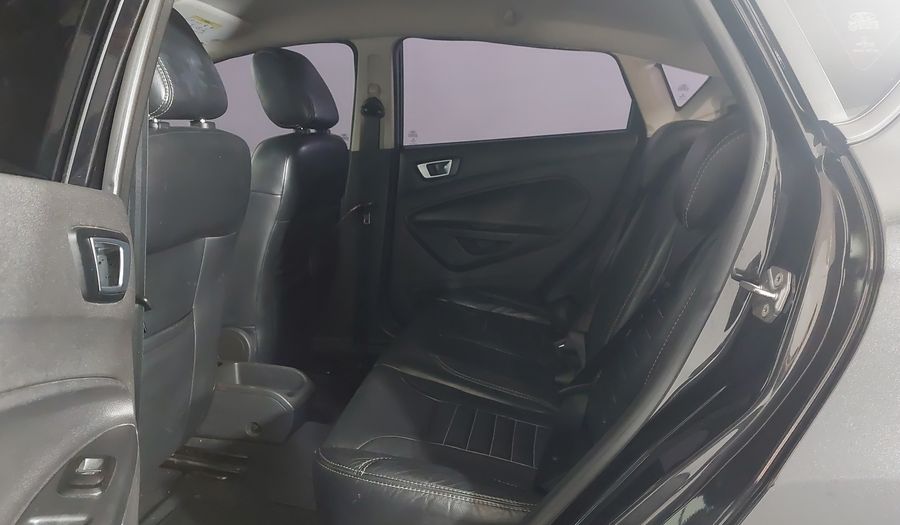 Ford Fiesta SE HATCH Hatchback 2015