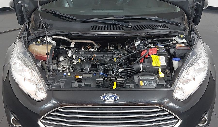 Ford Fiesta SE HATCH Hatchback 2015