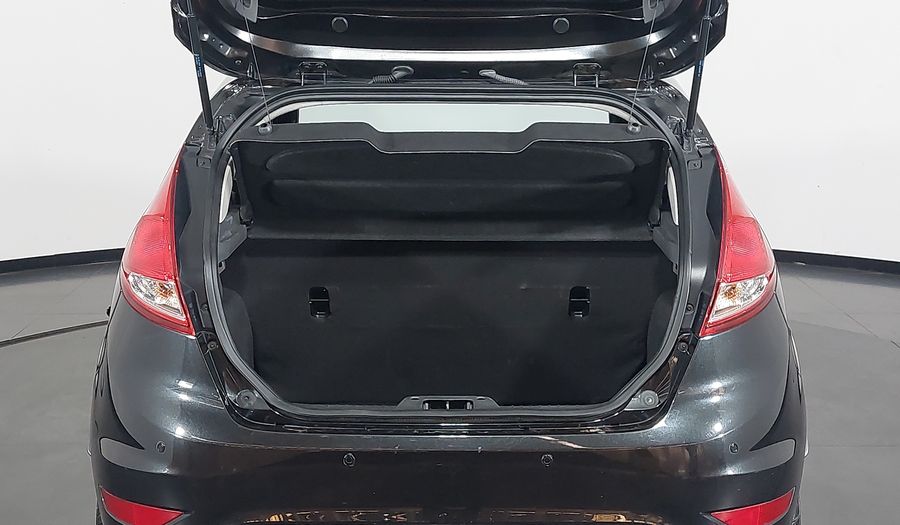 Ford Fiesta SE HATCH Hatchback 2015