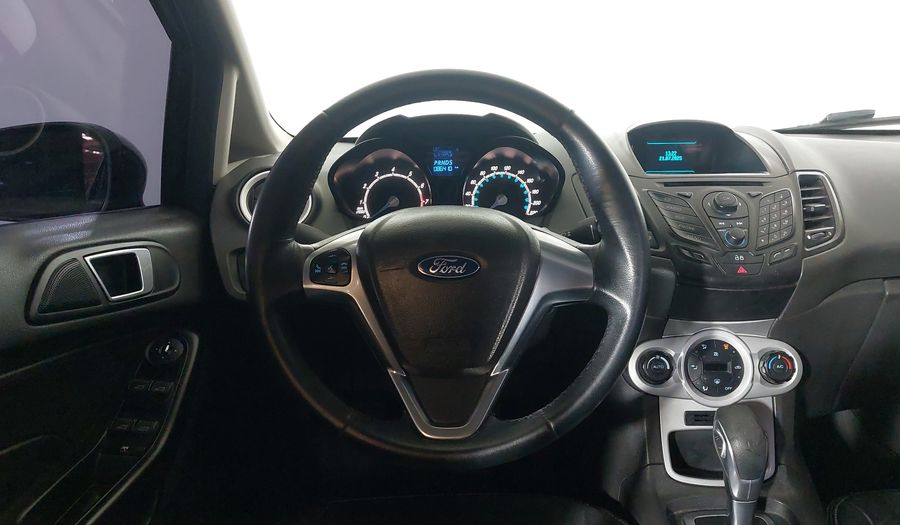 Ford Fiesta SE HATCH Hatchback 2015