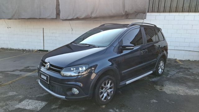 Volkswagen • Suran Cross