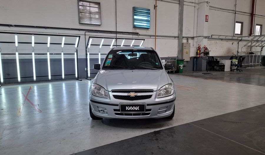 Chevrolet Celta 1.4 LT Hatchback 2011