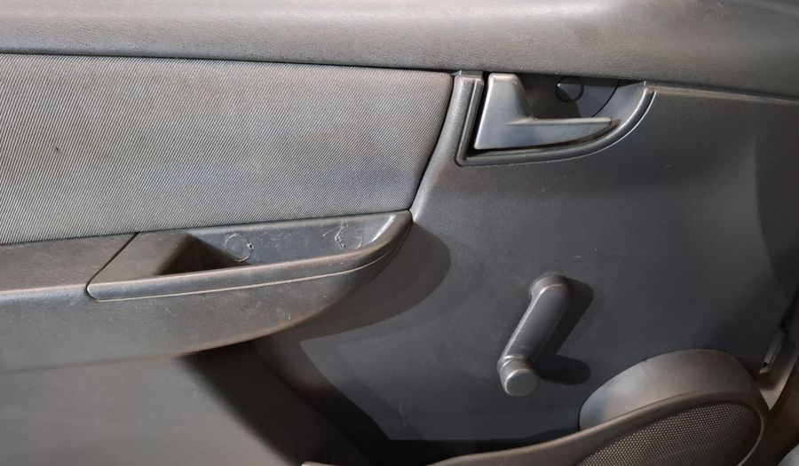 Chevrolet Celta 1.4 LT Hatchback 2011