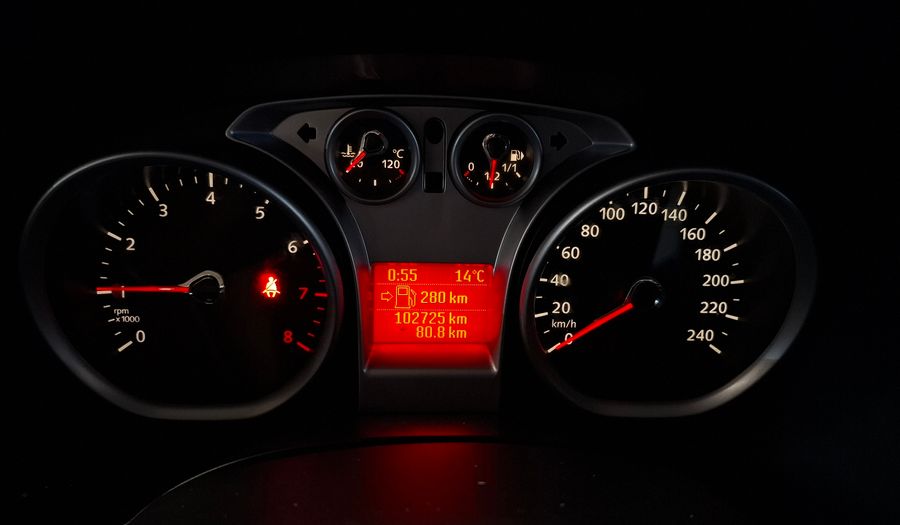 Ford Focus Ii 1.6 TREND Hatchback 2013