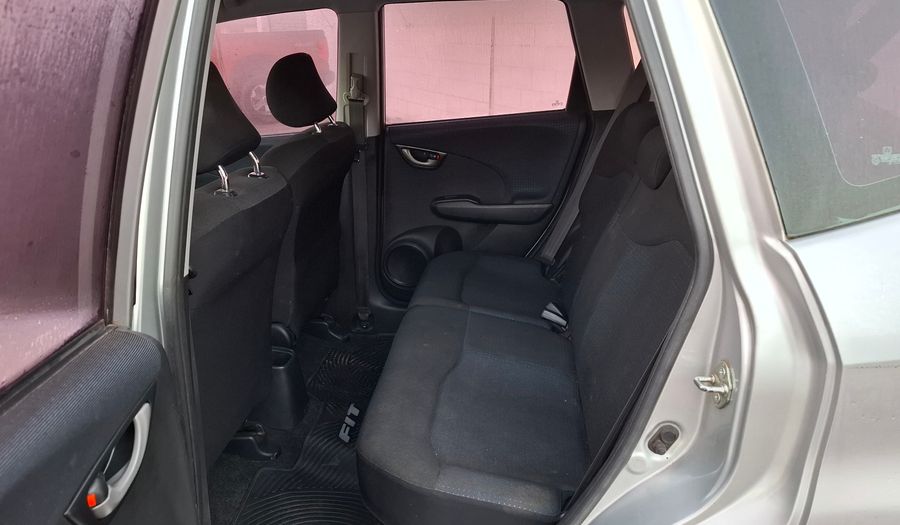 Honda Fit 1.4 LX MT Hatchback 2010
