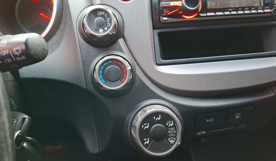 Honda Fit 1.4 LX MT Hatchback 2010