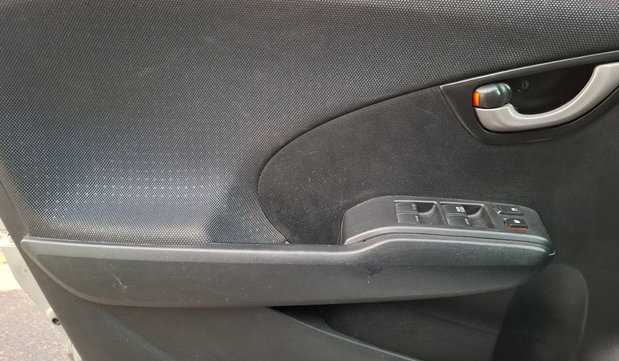 Honda Fit 1.4 LX MT Hatchback 2010