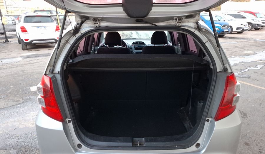 Honda Fit 1.4 LX MT Hatchback 2010