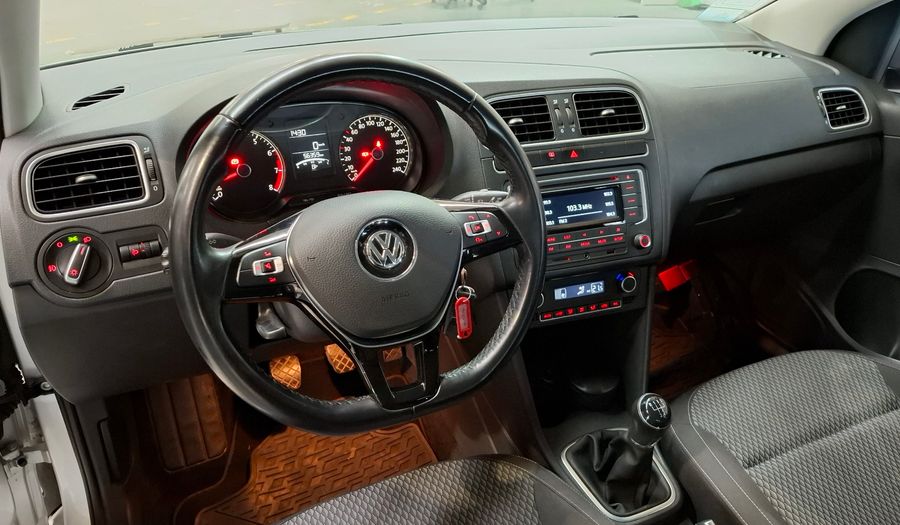 Volkswagen Polo 1.6 COMFORTLINE Sedan 2018