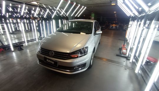 Volkswagen • Polo