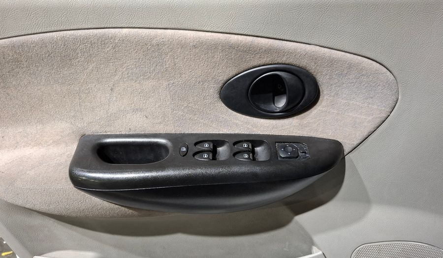 Chery Qq 1.1 COMFORT Hatchback 2013