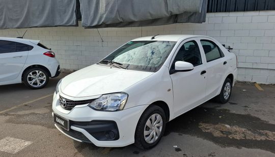 Toyota • Etios
