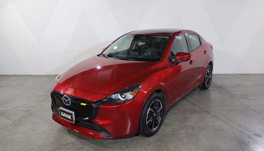 Mazda • Mazda 2